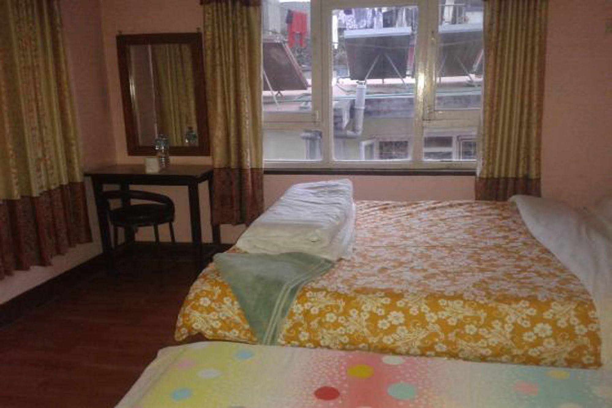 Family Peace House, Kathmandu Hotel Exterior photo